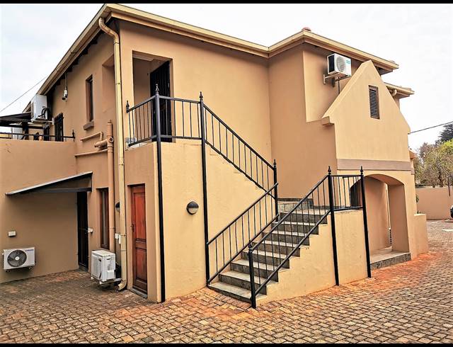 150M² BUSINESS TO LET IN CLUBVIEW